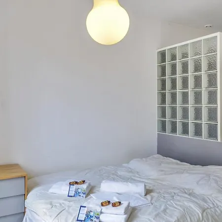 Beautiful Flat In The Heart Of Mourillon In - Welkeys Apartment Toulon